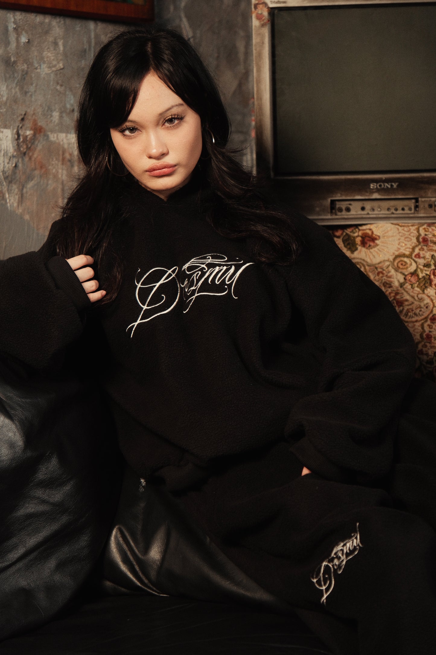 Dos Mil Noir Sweatpants