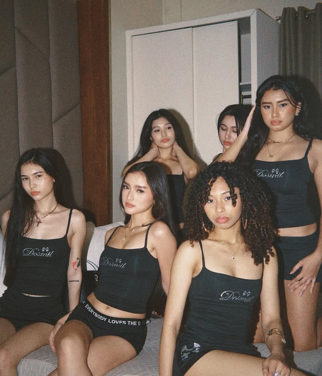 Dos Mil Glitter Womens Top